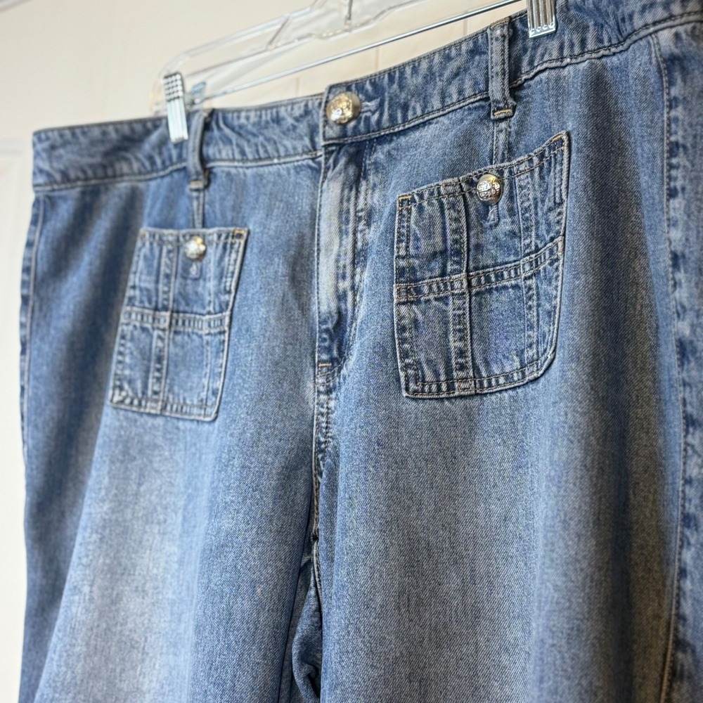 Talbots Womens Medium Wash Patch Pocket Straight Leg Crop Jeans Blue Size 16W - Picture 4 of 12